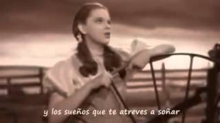 Miniatura de "Somewhere over the rainbow   Judy Garland subtitulada en español"