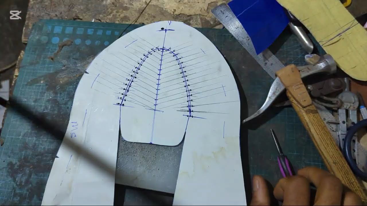Handmade Apron Loafers Shoes: Designing the Apron and Top line edge folds