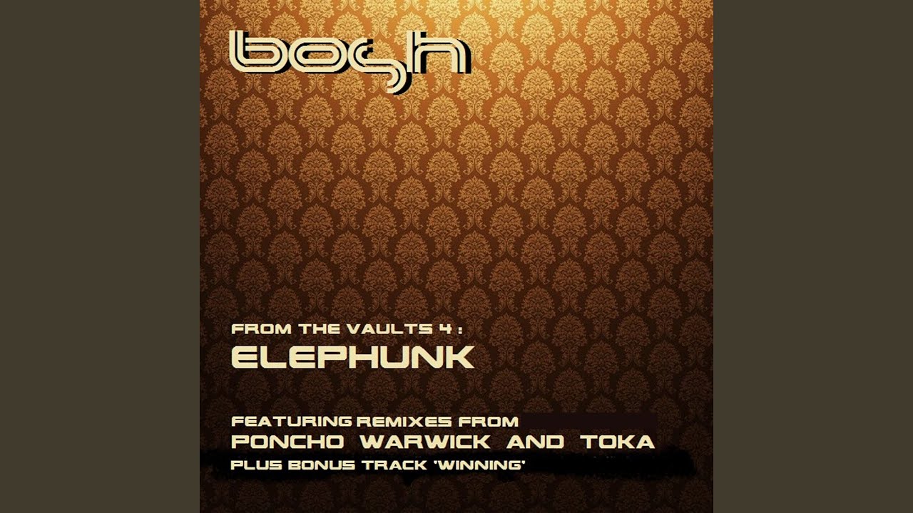 Смотреть «Emerald» на YouTube Смотреть «Emerald» на YouTube