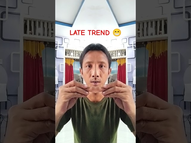 Playing Finger 👆👀 Late trend 😂 eat finger #magic #comedy #funny #trend #art #memes #shorts class=