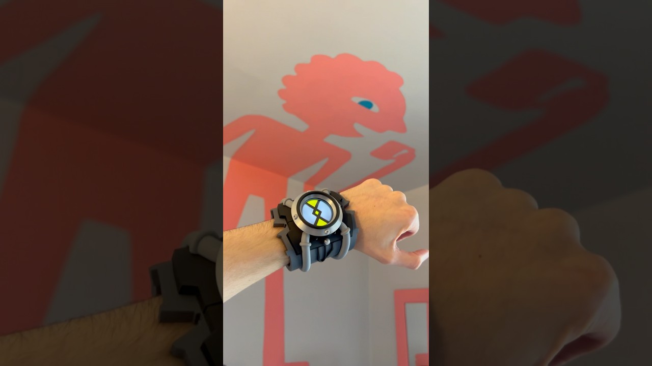 Scanning Alien DNA with my Omnitrix!