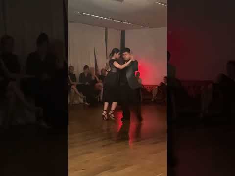 Morena Marquez y Lucio Galvan - A los amigos - O. Pugliese - Divina Milonga (Munich)