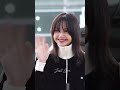 Lisa is Waving to Everyone 👋😍 #viral #trending #lisa #lisamanoban #lalisa #shorts