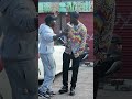 أراد عمي أن يبصق علي لكن الأمر لم ينجح