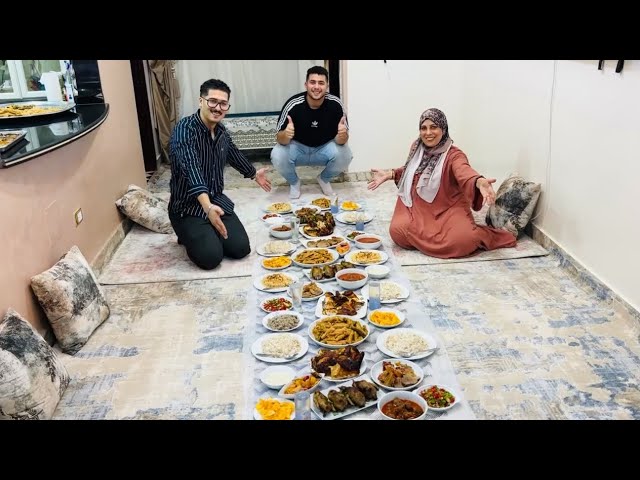 الفرحه النهارده مش سيعانى 💃بدخول عروسه الغالى البيت نورو🌹 بيتنا عملت المحمر والمشمر لى اجل عيونه 💃