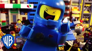 The LEGO Movie | Benny Saves Bricksburg | WB Kids...