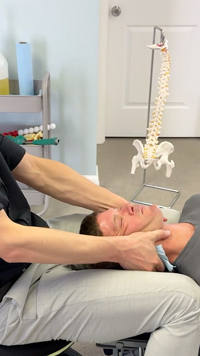 Chiropractor Does NOT GIVE UP 💪😳 He Worked Man's Neck Until It *CRACKED* #shorts #chiropractic
