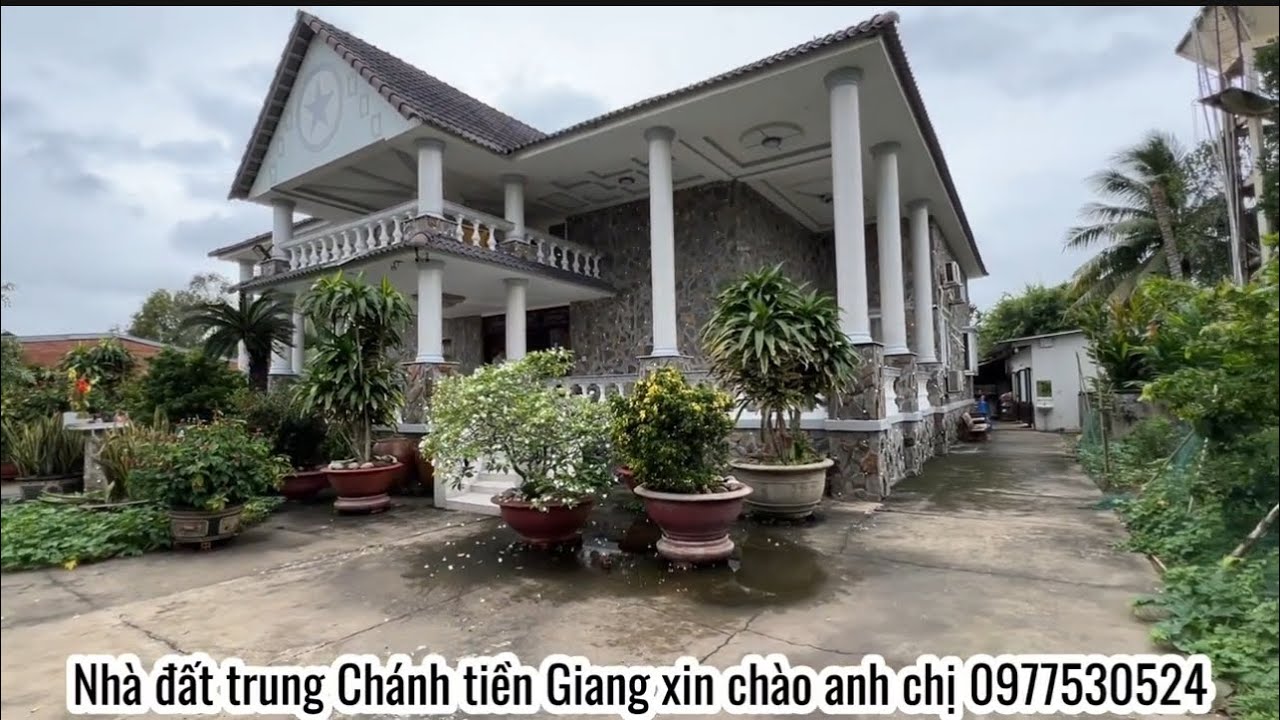 T.2820 (đã bán) nhà mái thái cực đẹp thổ cư tặng toàn bộ nội thất luôn phía sau có wieu sông cực đẹp