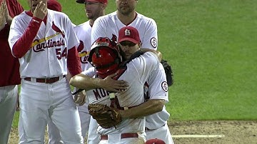 ATL@STL: Wainwright retires Simmons to end the game