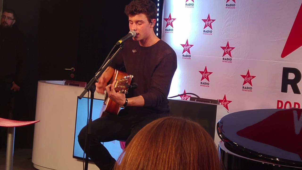 Shawn Mendes Live - TREAT YOU BETTER (Virgin Radio Paris)
