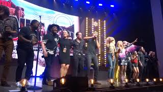 Little Big Town and Miranda Lambert sing "Lean on Me" at the end of the Bandwagon Tour