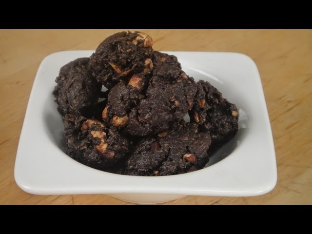 Nutty Chocolate Rocks | Sanjeev Kapoor Khazana