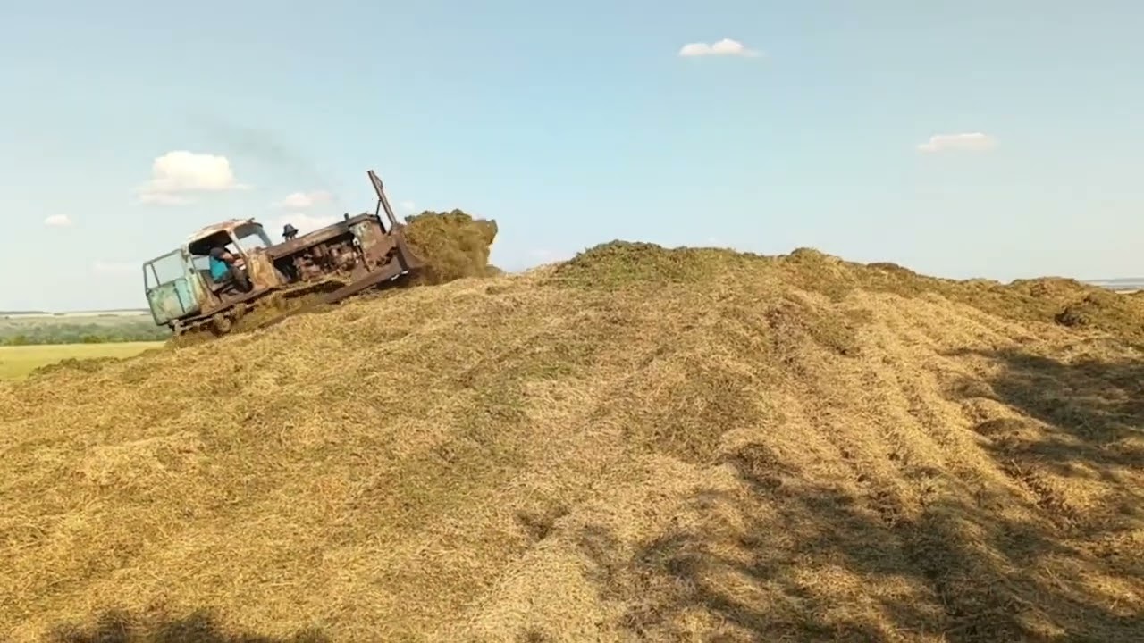 Заготовка сенажа в нашем хозяйстве.