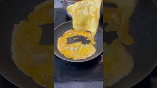 How to make the perfect omelette #omelette #foryou  #everyone #shorts #easyrecipe #foodie