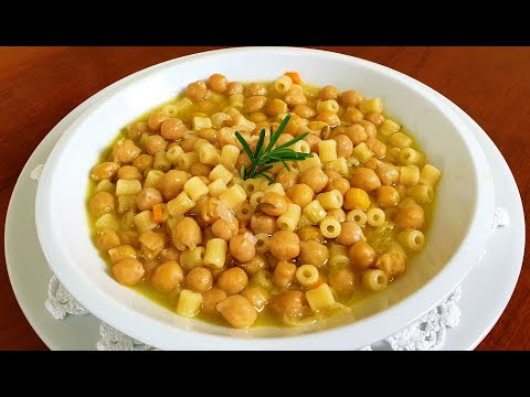 pasta-e-ceci-della-nonna-di-rita-chef:-piatto-tipico-della-tradizione-italiana.-genuino-e-salutare.
