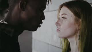 most sexy kiss ever black guy white girl kiss