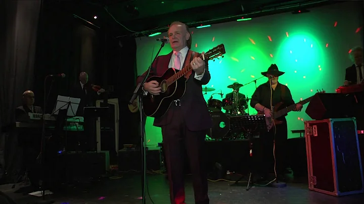 Jimmy Hendry on Stage