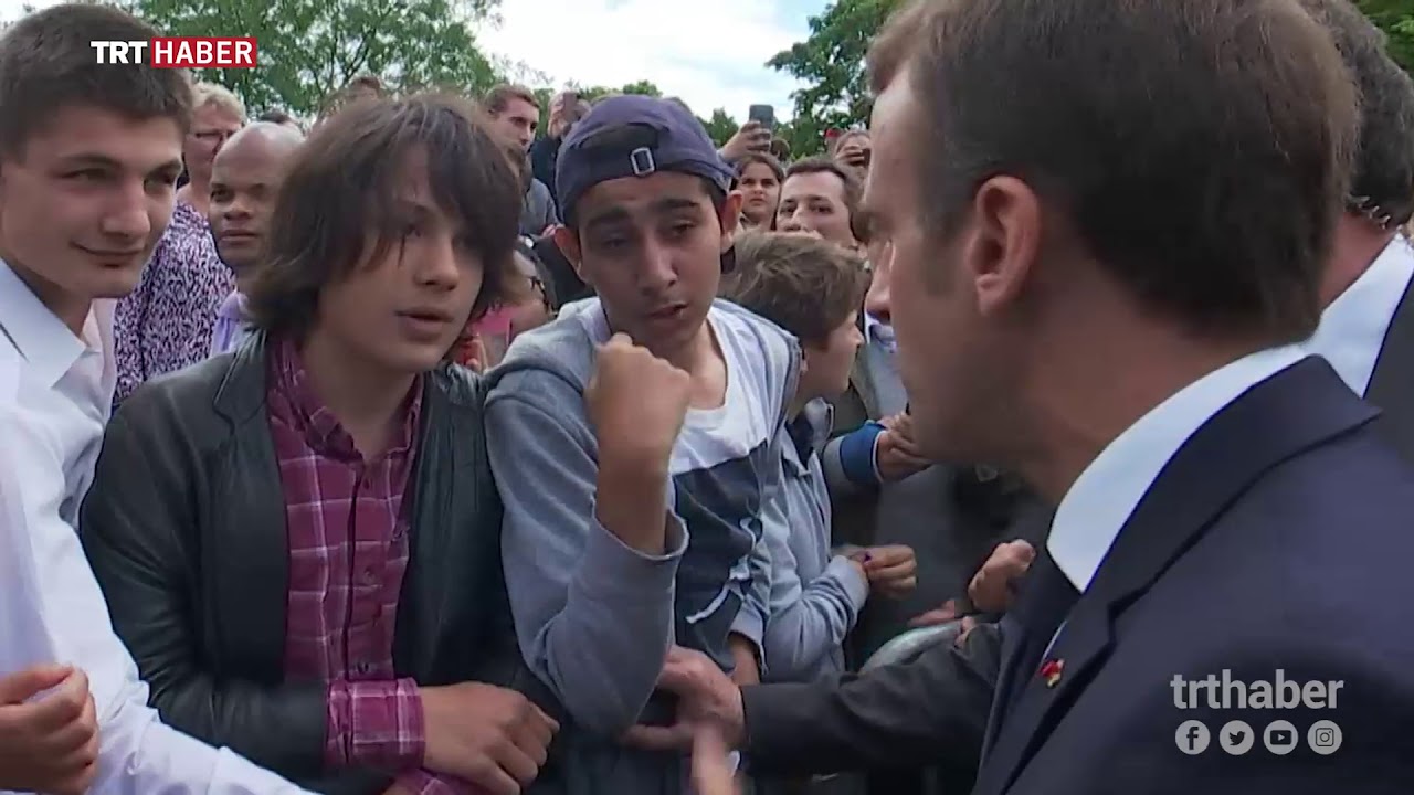 Fransa Cumhurbaşkanı Macron kendisine 'Manu' diye hitap eden öğrenciyi azarladı