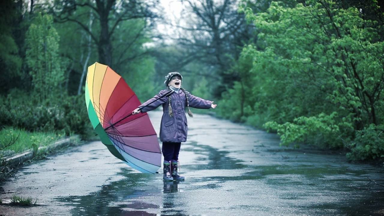 在 YouTube 上观看 AYLIN LIVANELI - RAIN
