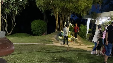 Xuất hiện bia đá tạ ơn thứ 6 ở mộ Cha GiuSe Trần Ngọc Thanh, minh chứng người khấn cha đã được ơn