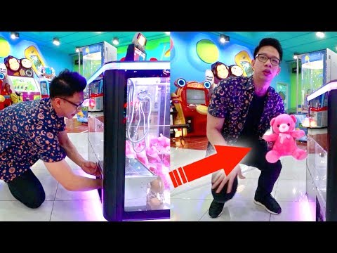 Main mesin capit Ticket House di Timezone nggak kalah seru dengan capit boneka. Ayok dicoba yaa tema. 