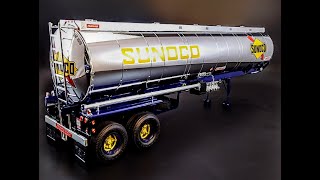 Fruehauf Semi Tanker Trailer Sunoco Fuel 1/25 Scale Model Kit Build Review AMT AMT1239