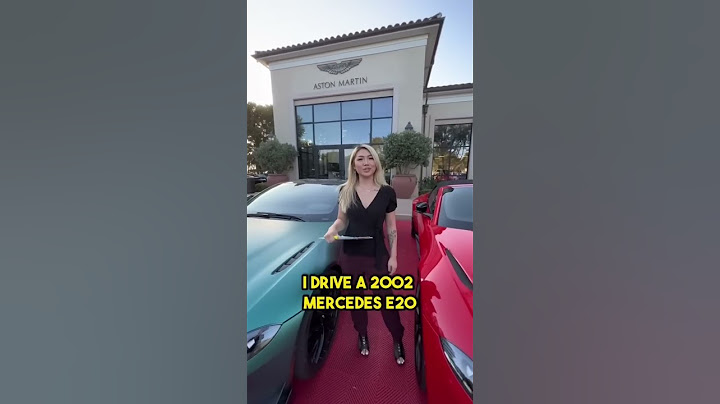 What Do Aston Martin Employee’s DRIVE?🤔