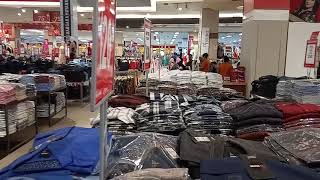 SELFI,DA,A4 ,BERADA DI TOKO BAJU ,RAMAYANA MAKASSAR