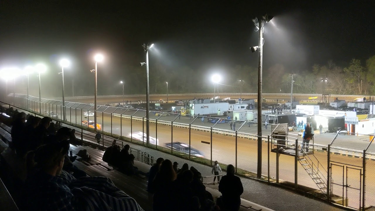 Derick Quade Hagerstown Speedway started 11th finished 6th - YouTube