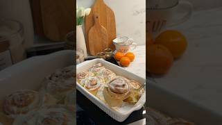 cinnamon rolls with cream cheese frosting 🍁🍯 #ytshorts #shorts #food