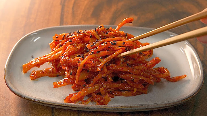 No. 1 side dish in a side dish store without mayonnaise. Easy, quick and delicious squid delicacies.