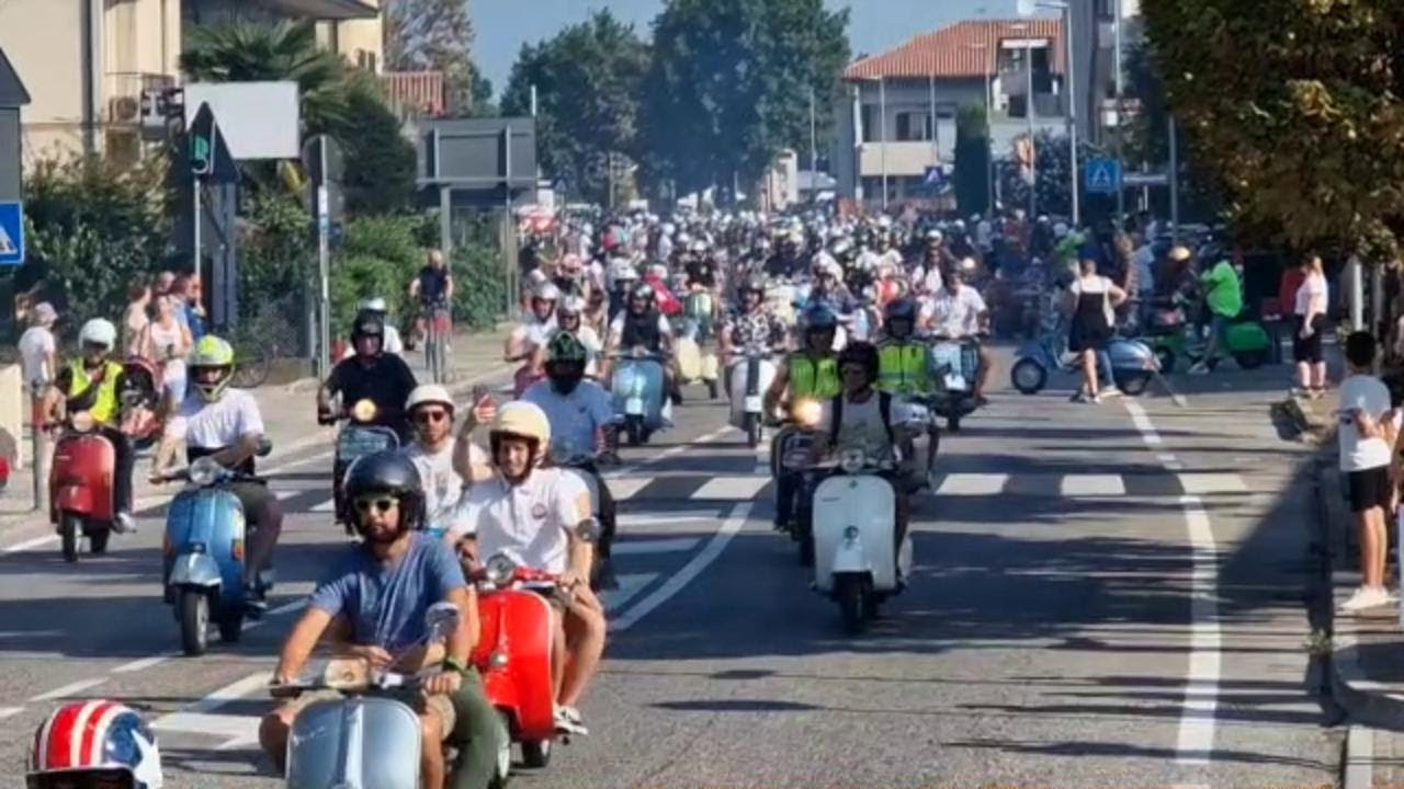Oltre 500 Vespe Al Raduno Nazionale A Resana E Il Tour Passa Per L oltre-500-vespe-al-raduno-nazionale-a-resana-e-il-tour-passa-per-l