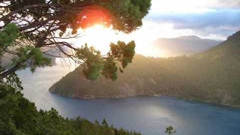 Glenn Miller - Sunrise Serenade