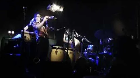 Yamile Burich &LadiesJazz "Barco Quieto"