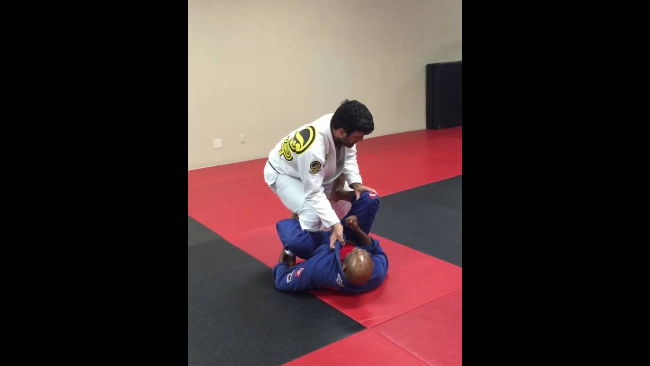 Gracie Barra Corona Brazilian JiuJitsu Seminar with Rolles Gracie