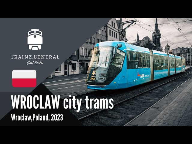 Wroclaw, Wroclaw, Polonia. 5 ottobre 2023. I primi autobus del marchio  ungherese ''Ikarus'' sono apparsi per le strade di WrocÅ‚aw 42 anni fa. Il  5 ottobre 2023, una delle copie appartenenti al