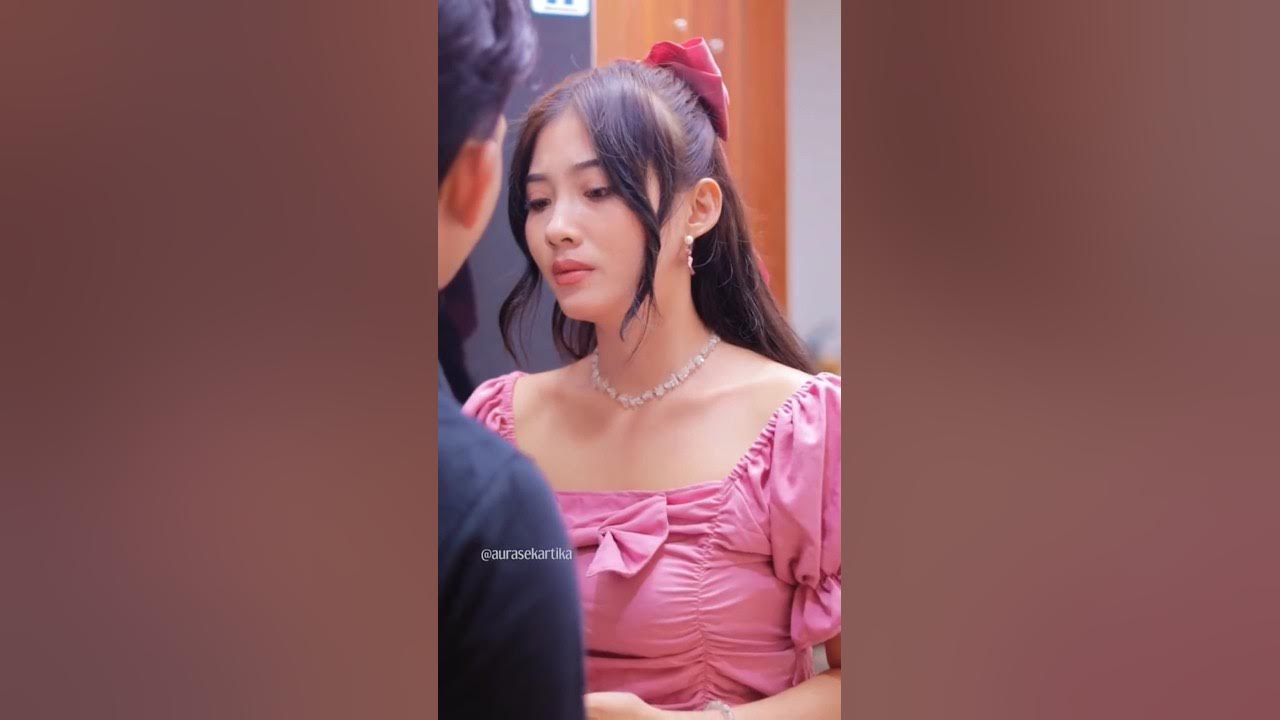 @aurasekartika-a @arasenataA9a #Wujudnya berubah tiap dengar ringtone #shortvideo #fyp @aurasekartika-a @arasenataA9a #Wujudnya berubah tiap dengar ringtone #shortvideo #fyp