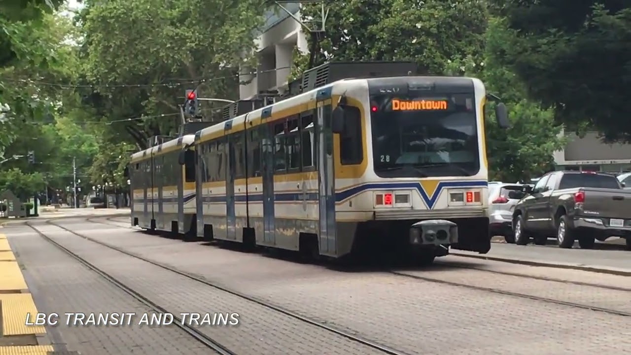 Sacramento Gold Line at Archives Plaza