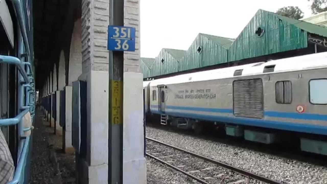 [HD]: RPM WAP 1 Shatabdi Express skips Bangalore Cantonment