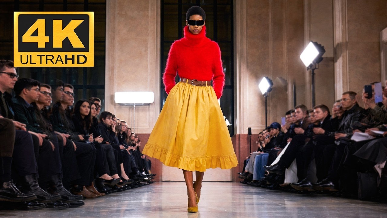 💃 Gái Xinh Đẹp Catwalk Cực Cuốn Hút — Outfit Cao Cấp Được Nâng Tầm Bởi Dịch Vụ Giặt Ủi Cao Cấp 👑 B46