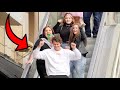 AWKWARD DANCING ON THE ESCALATOR!!