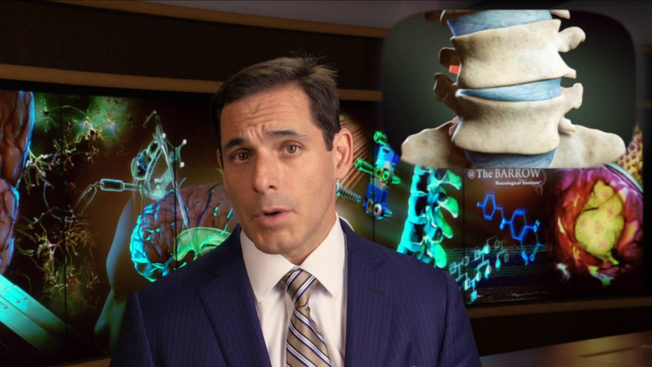 Dr. Tumialán Explains, What is Minimally Invasive Spine Surgery?