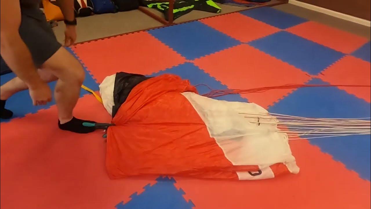 How to Pack a BASE Rig // Parachute Packing // Slider Down // Slider