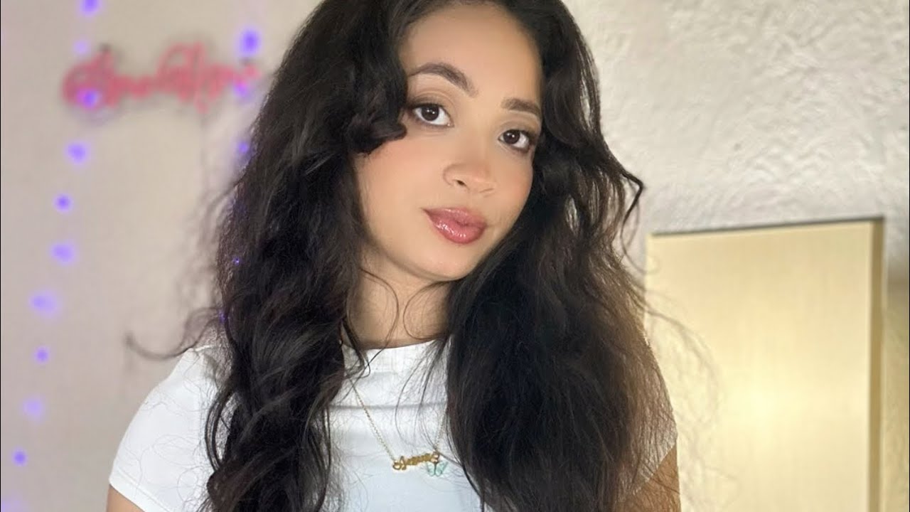 ASMR - READING BIBLE VERSE CLICKY + TRACING + BRUSH 📖