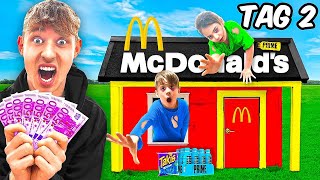 WER als LETZTES das McDonald's MINI-HAUS verlässt gewinnt 10.000€ 😨 (eskaliert..)