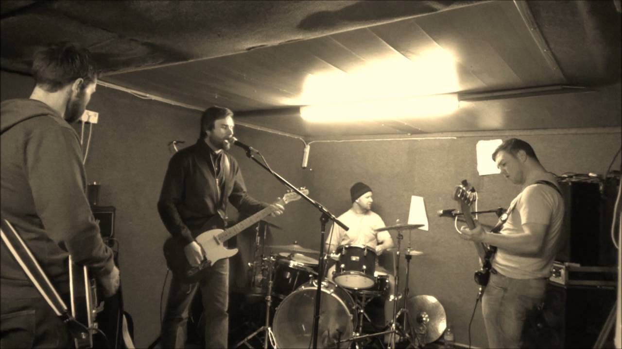 Obejrzyj King Pasadena - Learn to Fly / Arlandria (Rehearsal) w YouTube Obejrzyj King Pasadena - Learn to Fly / Arlandria (Rehearsal) w YouTube