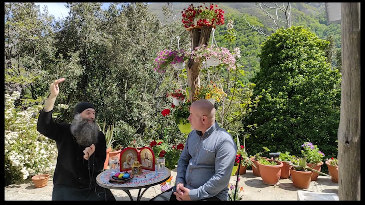 Nu trebuie să căutăm fericirea... Dumnezeu ne dă mai mult 