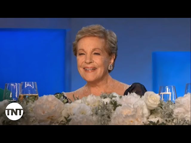 Julie Andrews Sings Along To ‘Do-Re-Mi’ | 48th AFI Life Achievement Award | TNT class=