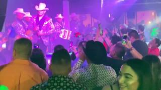 LOS INVASORES DE NUEVO LEON en vivo en EME ANTRO BAR Minneapolis Minnesota