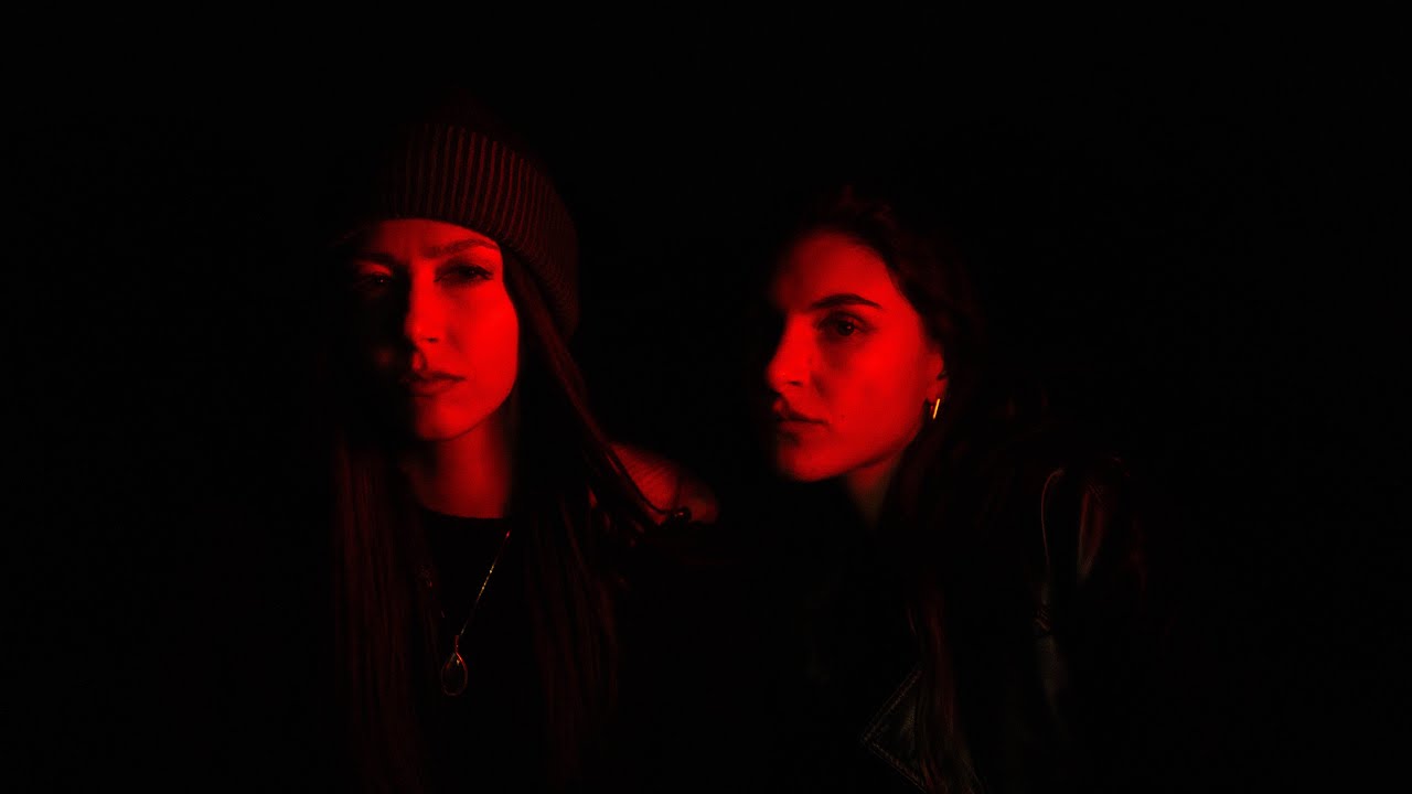 Sleduj Jara Pol & Carlota Mad - Kamikaze na YouTube